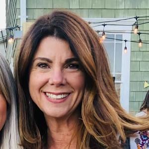 Meet your Posher, Laurie